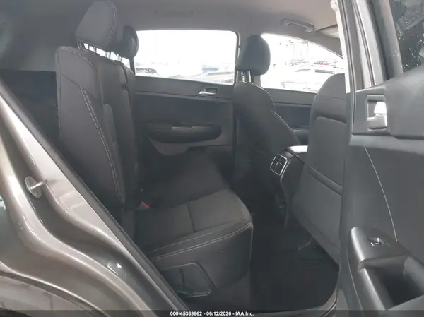 KNDPM3AC4K7540801 2019 KIA SPORTAGE - Image 8