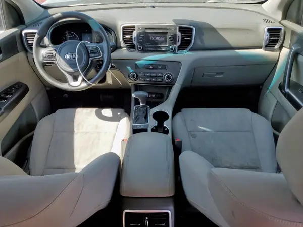 KNDPM3AC4K7565231 2019 KIA SPORTAGE - Image 8