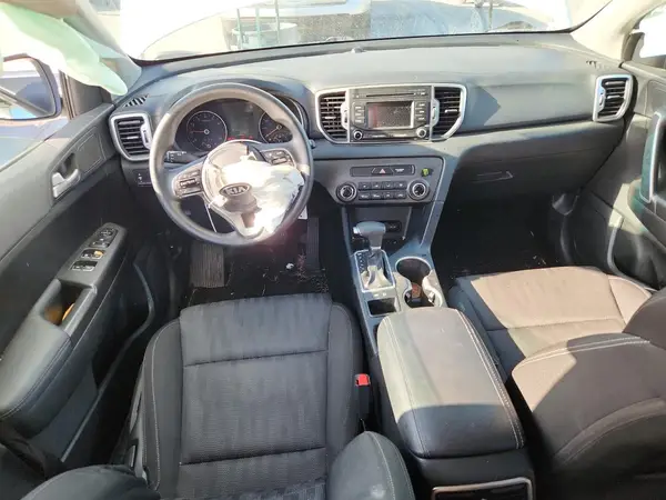 KNDPM3AC4K7585625 2019 KIA SPORTAGE - Image 8
