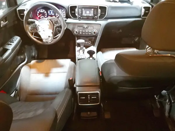 KNDPM3AC4K7593174 2019 KIA SPORTAGE - Image 8
