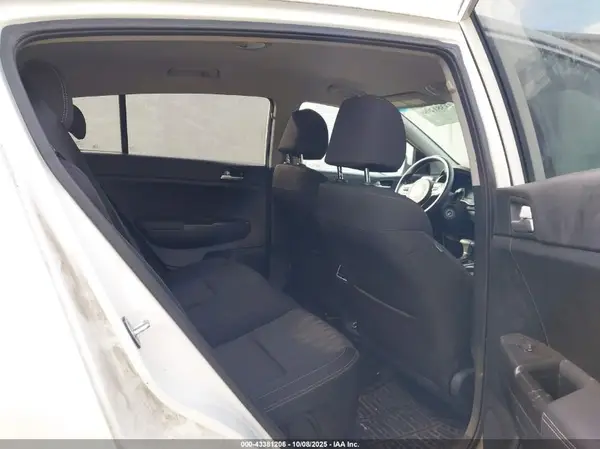 KNDPM3AC4K7621071 2019 KIA SPORTAGE - Image 8