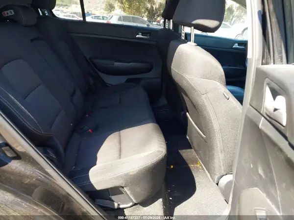 KNDPM3AC4L7639040 2020 KIA SPORTAGE - Image 8