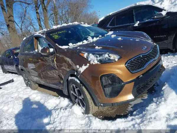KNDPM3AC4M7854662 2021 KIA SPORTAGE - Image 1