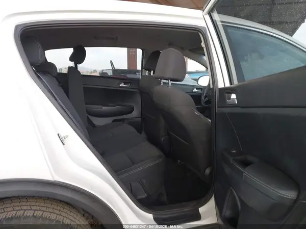 KNDPM3AC4M7930378 2021 KIA SPORTAGE - Image 8