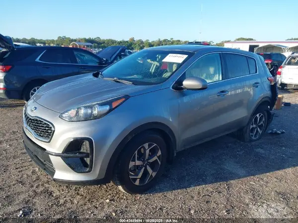 KNDPM3AC4M7939114 2021 KIA SPORTAGE - Image 2