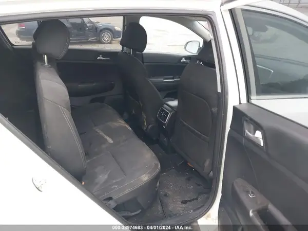 KNDPM3AC4N7984670 2022 KIA SPORTAGE - Image 8