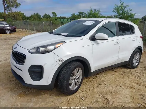 KNDPM3AC5H7036895 2017 KIA SPORTAGE - Image 2