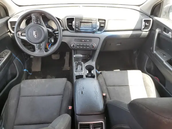 KNDPM3AC5H7063658 2017 KIA SPORTAGE - Image 8