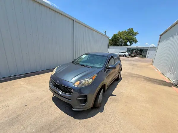 KNDPM3AC5H7068049 2017 KIA SPORTAGE - Image 2