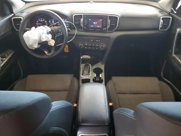 KNDPM3AC5H7102913 2017 KIA SPORTAGE - Image 8