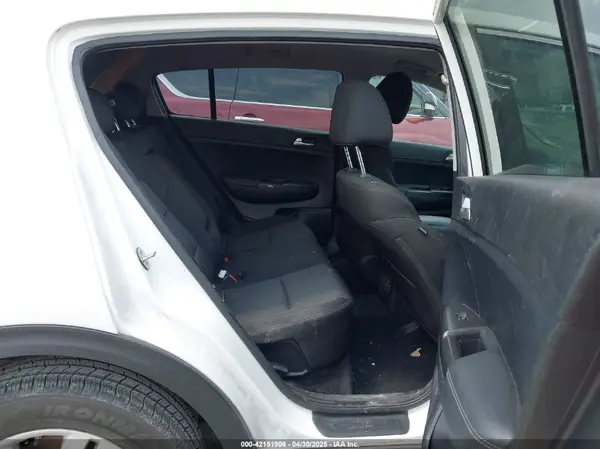 KNDPM3AC5H7120974 2017 KIA SPORTAGE - Image 8
