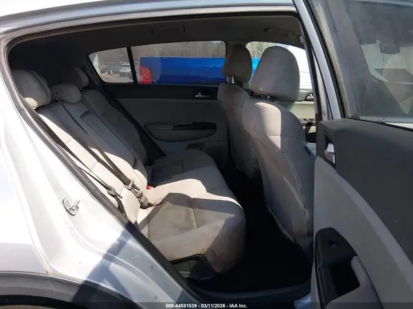 KNDPM3AC5H7128895 2017 KIA SPORTAGE - Image 8