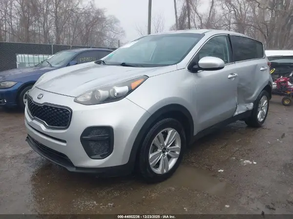KNDPM3AC5H7131750 2017 KIA SPORTAGE - Image 2