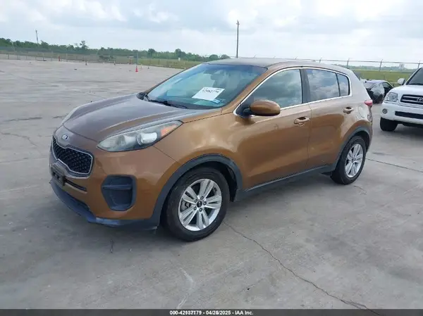 KNDPM3AC5H7136737 2017 KIA SPORTAGE - Image 2