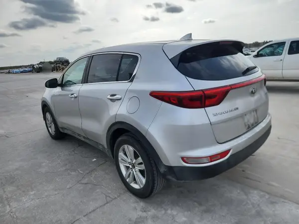 KNDPM3AC5H7142599 2017 KIA SPORTAGE - Image 2