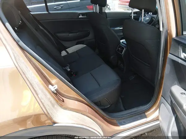 KNDPM3AC5H7176378 2017 KIA SPORTAGE - Image 8