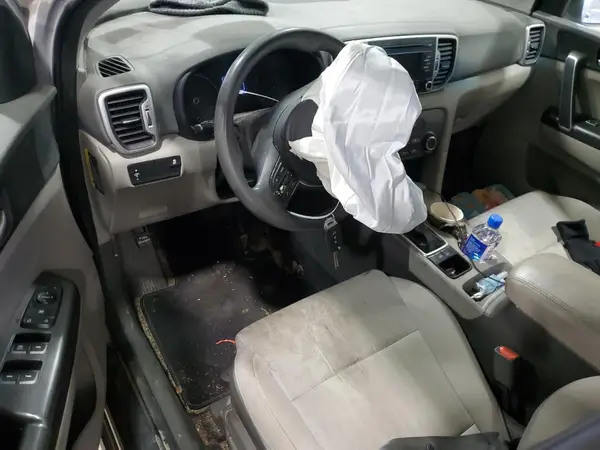 KNDPM3AC5H7185520 2017 KIA SPORTAGE - Image 8
