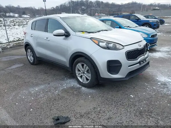 KNDPM3AC5H7194377 2017 KIA SPORTAGE - Image 1