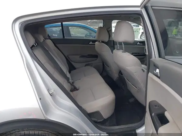 KNDPM3AC5H7194377 2017 KIA SPORTAGE - Image 8