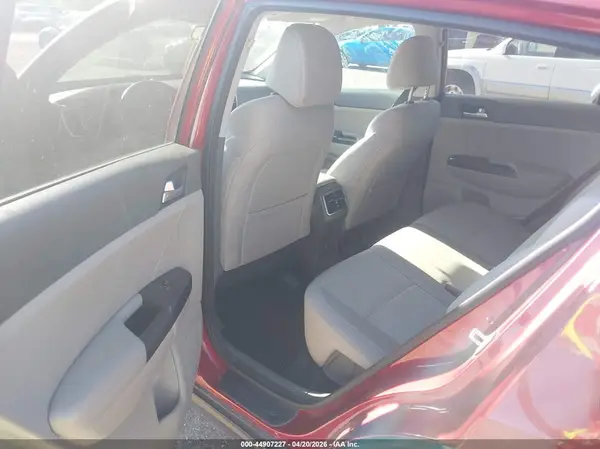 KNDPM3AC5H7208004 2017 KIA SPORTAGE - Image 8