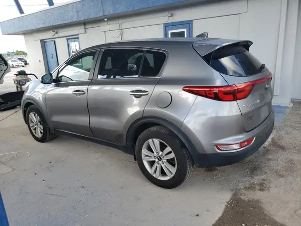 KNDPM3AC5H7215082 2017 KIA SPORTAGE - Image 2