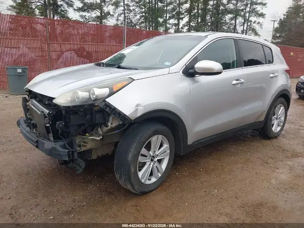 KNDPM3AC5H7220041 2017 KIA SPORTAGE - Image 2