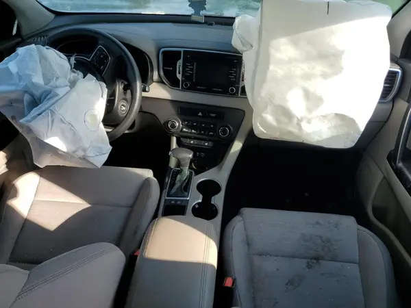 KNDPM3AC5H7230049 2017 KIA SPORTAGE - Image 8