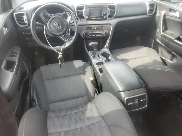 KNDPM3AC5H7250043 2017 KIA SPORTAGE - Image 8