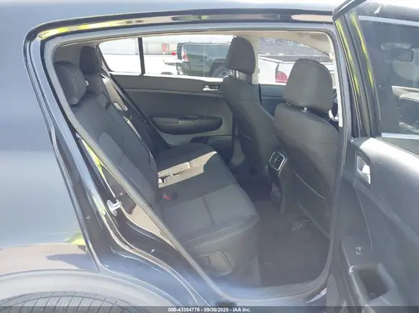 KNDPM3AC5H7291322 2017 KIA SPORTAGE - Image 8