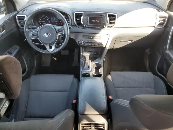 KNDPM3AC5H7299890 2017 KIA SPORTAGE - Image 8