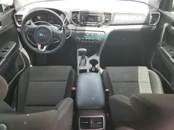 KNDPM3AC5J7306777 2018 KIA SPORTAGE - Image 8