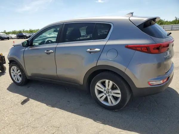 KNDPM3AC5J7336958 2018 KIA SPORTAGE - Image 2
