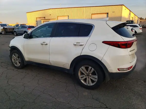 KNDPM3AC5J7348379 2018 KIA SPORTAGE - Image 2
