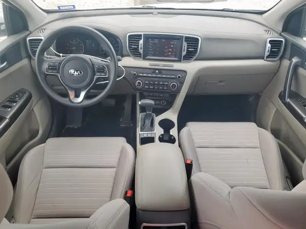 KNDPM3AC5J7366185 2018 KIA SPORTAGE - Image 8