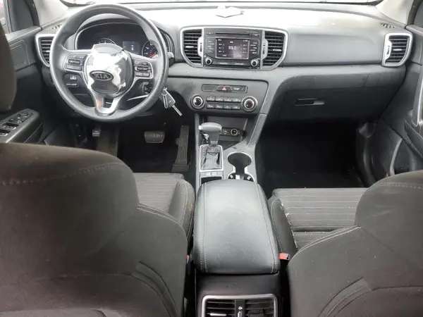 KNDPM3AC5J7394827 2018 KIA SPORTAGE - Image 8