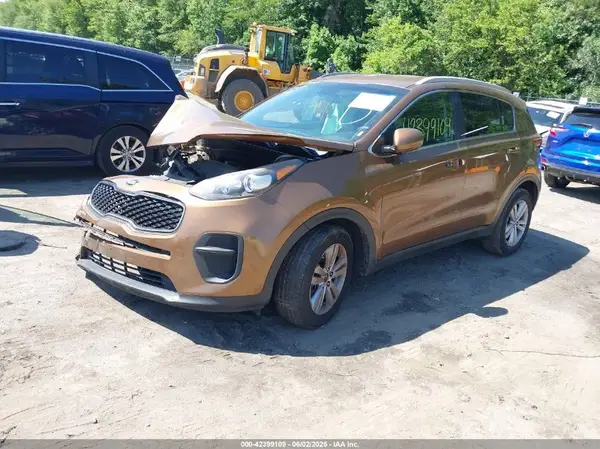 KNDPM3AC5J7400173 2018 KIA SPORTAGE - Image 2