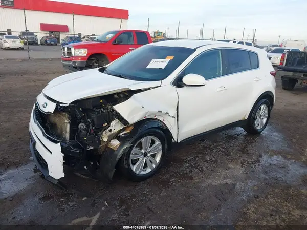 KNDPM3AC5J7413098 2018 KIA SPORTAGE - Image 2
