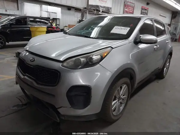 KNDPM3AC5J7429771 2018 KIA SPORTAGE - Image 2