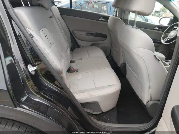 KNDPM3AC5J7432668 2018 KIA SPORTAGE - Image 8