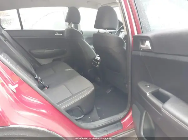 KNDPM3AC5J7469333 2018 KIA SPORTAGE - Image 8