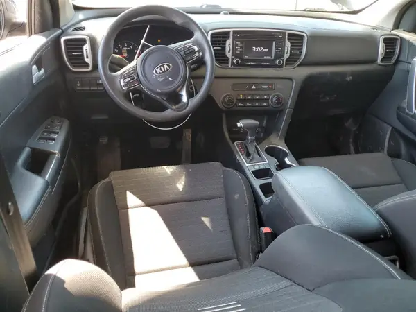 KNDPM3AC5J7473947 2018 KIA SPORTAGE - Image 8