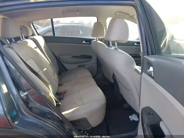 KNDPM3AC5K7560328 2019 KIA SPORTAGE - Image 8