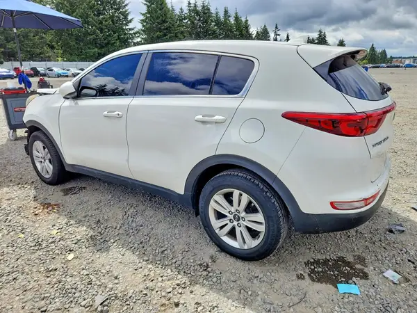 KNDPM3AC5K7563942 2019 KIA SPORTAGE - Image 2