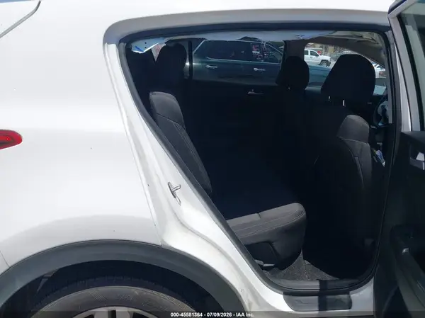 KNDPM3AC5K7593409 2019 KIA SPORTAGE - Image 8