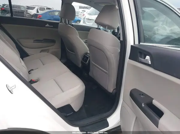 KNDPM3AC5M7896886 2021 KIA SPORTAGE - Image 8