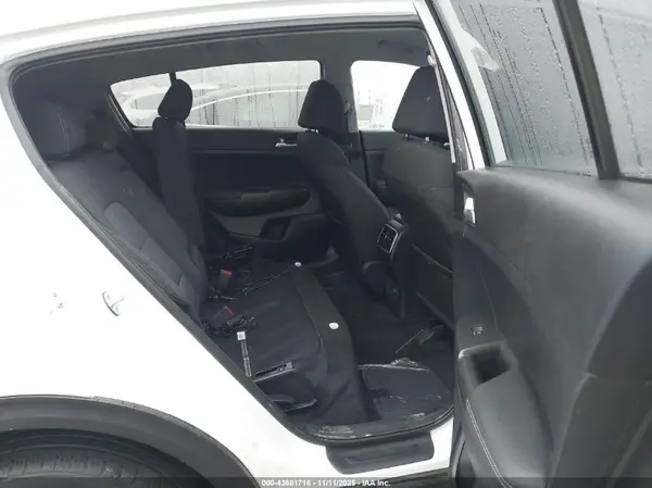 KNDPM3AC5M7903271 2021 KIA SPORTAGE - Image 8