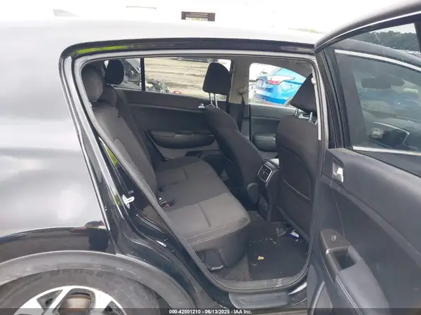 KNDPM3AC5M7929711 2021 KIA SPORTAGE - Image 8