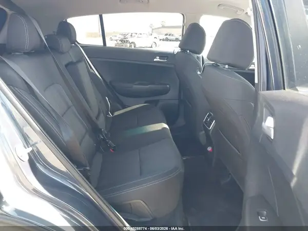 KNDPM3AC5N7027450 2022 KIA SPORTAGE - Image 8