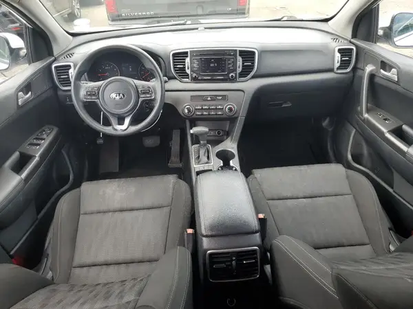 KNDPM3AC6H7039563 2017 KIA SPORTAGE - Image 8