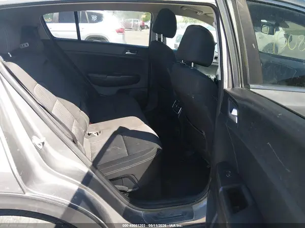 KNDPM3AC6H7047517 2017 KIA SPORTAGE - Image 8